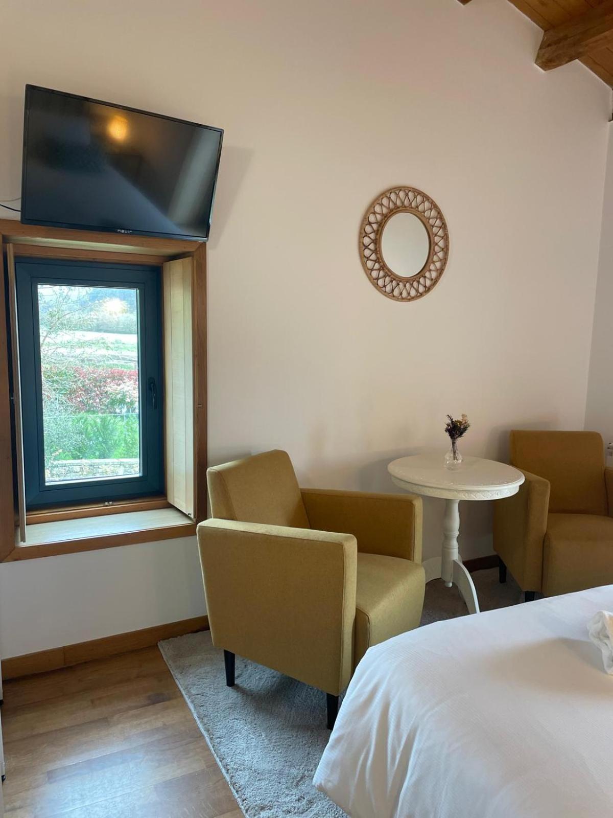 A Ribeira Do Tambre Guest House Troitosende Exterior photo